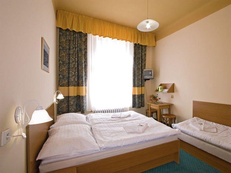 Hotel Sofia Praga Quarto foto